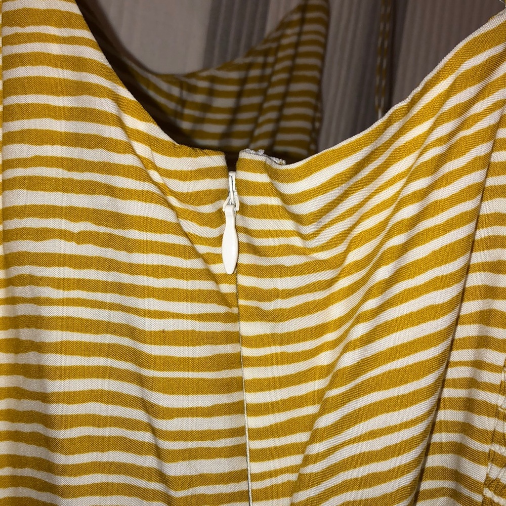 Spring Mini Dress - Picture 9 of 10